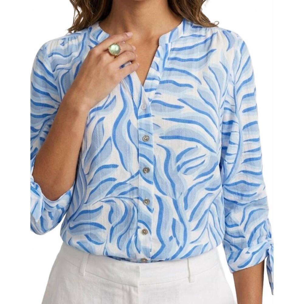 NEW TRU LUXE ruched button up top in blue
